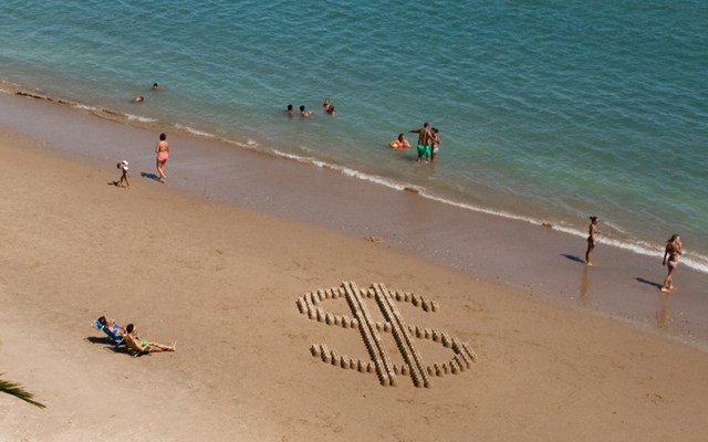Dollar. Cyro García. Intervención efímera en Rota