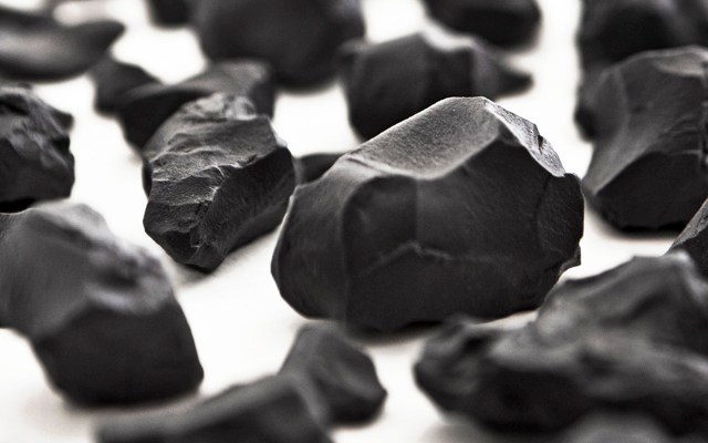 Black Ice. Cyro García. Porcelana negra. Cerámica Contemporánea